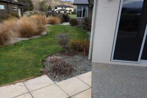 Photo of property in 33 Sunhaven Cove, Cromwell, 9310