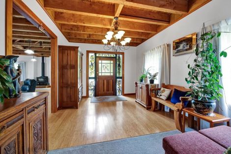 Photo of property in 543 Manutahi Road, Lepperton, New Plymouth, 4373