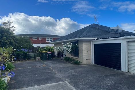 Photo of property in 2/19 Gulf Crest, Bucklands Beach, Auckland, 2012