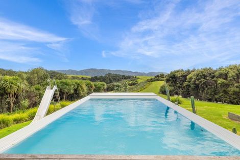 Photo of property in 33 Rua Road, Mangawhai, 0573