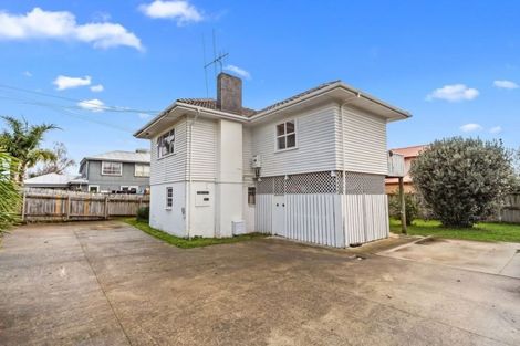 Photo of property in 15a Kakanui Avenue, Hillcrest, Hamilton, 3216