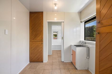 Photo of property in 49 Sturrocks Road, Redwood, Christchurch, 8051