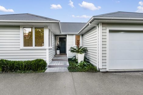 Photo of property in 2/11 Hart Road, Hauraki, Auckland, 0622