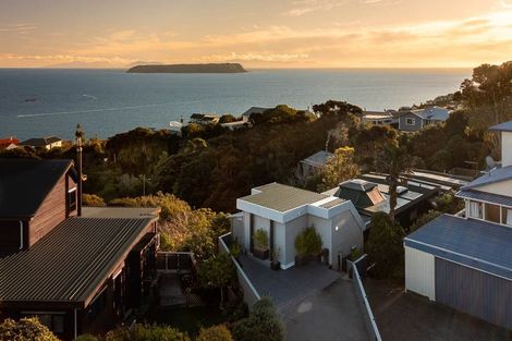 Photo of property in 29 The Track, Plimmerton, Porirua, 5026