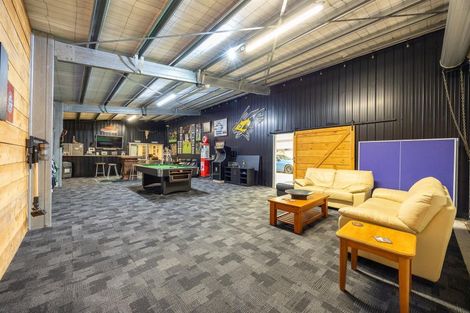 Photo of property in 583 State Highway 16, Kumeu, 0891