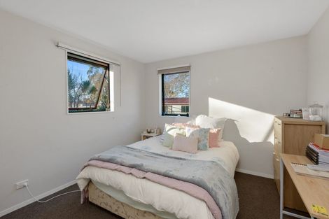 Photo of property in 30 Auburn Avenue, Upper Riccarton, Christchurch, 8041