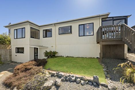 Photo of property in 43 Bowes Crescent, Strathmore Park, Wellington, 6022