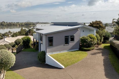 Photo of property in 36 Downing Place, Welcome Bay, Tauranga, 3112