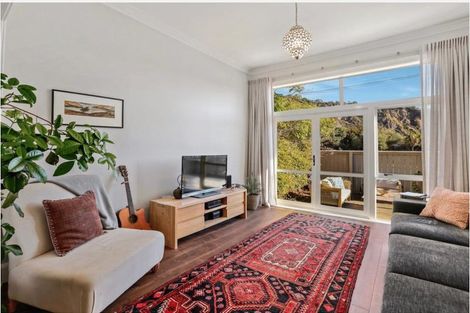 Photo of property in 25 Hardwicke Street, Sumner, Christchurch, 8081