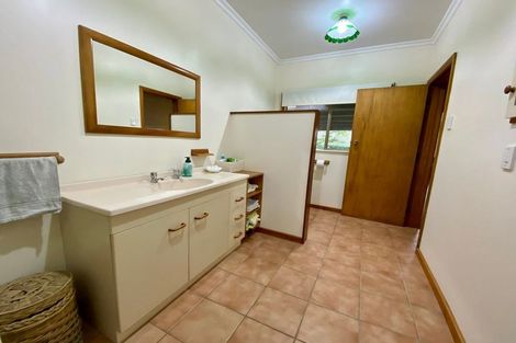 Photo of property in 564 No 1 Line, Longburn, Palmerston North, 4475