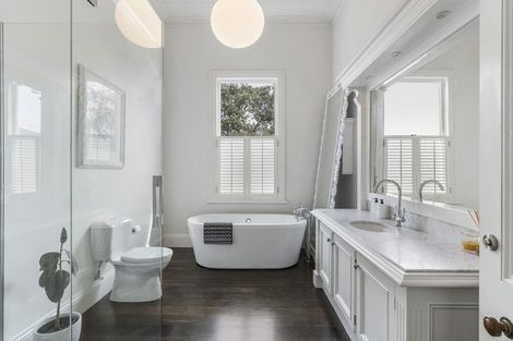 Photo of property in 306 Jervois Road, Herne Bay, Auckland, 1011