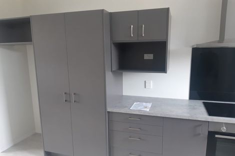 Photo of property in 14 Kauamo Close, Waiwhetu, Lower Hutt, 5010