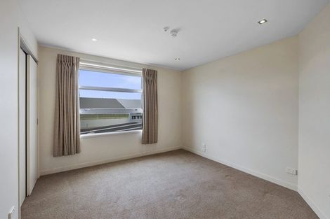 Photo of property in Quarterdeck, 12/4 Buller Street, New Plymouth, 4310