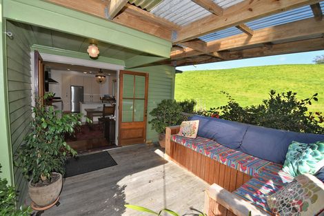 Photo of property in 21 Pakiri Road, Leigh, Warkworth, 0985