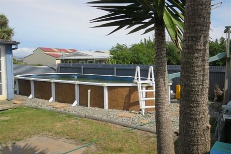 Photo of property in 102 Seabury Avenue, Foxton Beach, Foxton, 4815