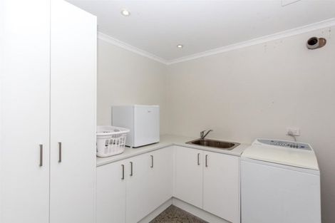 Photo of property in 117 Pendarves Street, New Plymouth, 4312
