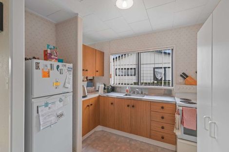 Photo of property in 84 Sykes Road, Weymouth, Auckland, 2103