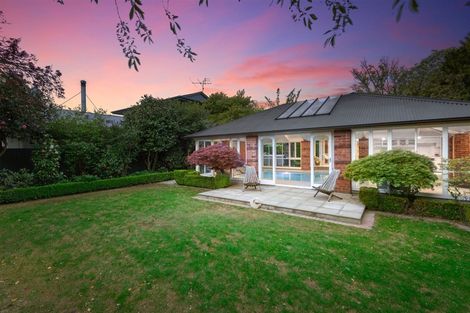 Photo of property in 168 Fendalton Road, Fendalton, Christchurch, 8052