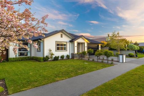 Photo of property in 11 Old Red Barn Road, Halswell, Christchurch, 8025