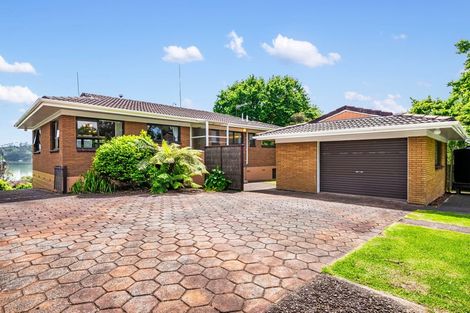 Photo of property in 53 The Terrace, Herald Island, Auckland, 0618