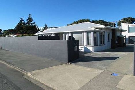 Photo of property in 7 Sunset Parade, Plimmerton, Porirua, 5026