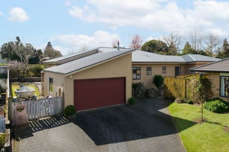 Photo of property in 16 Blundell Place, Katikati, 3129