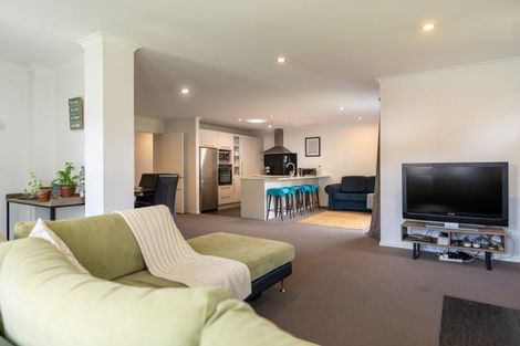 Photo of property in 20 Hewson Crescent, Lake Hawea, Wanaka, 9382