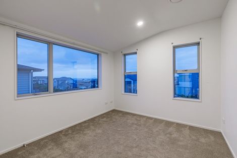 Photo of property in 3 Tuangi Street, Long Bay, Auckland, 0630