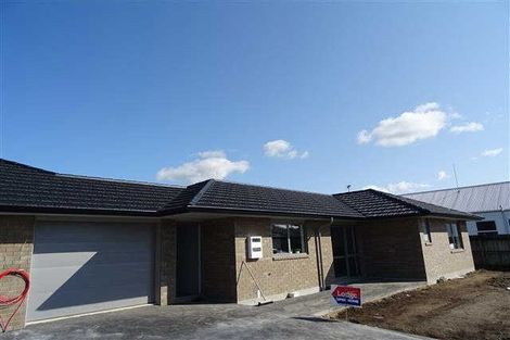 Photo of property in 43 Tuhikaramea Road, Dinsdale, Hamilton, 3204