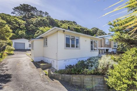 Photo of property in 12 Raroa Place, Pukerua Bay, 5026