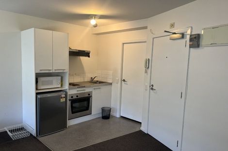 Photo of property in Orange Apartments/victoria Centr, 902/169 The Terrace, Wellington Central, Wellington, 6011