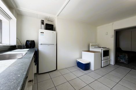 Photo of property in 15 Threadneedle Street, Greymouth, 7805