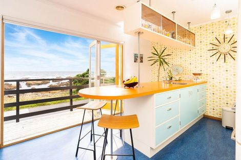 Photo of property in 158 The Esplanade, Houghton Bay, Wellington, 6023