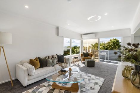 Photo of property in 1/41 Quebec Road, Milford, Auckland, 0620