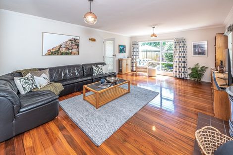 Photo of property in 7 Bristow Street, Saint Johns Hill, Whanganui, 4501