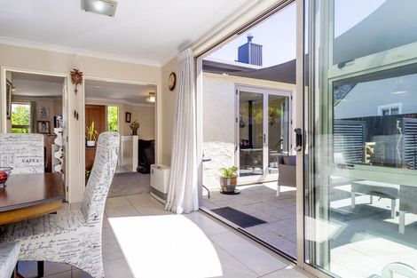 Photo of property in 11 Mcdonnell Road, Arrowtown, 9302