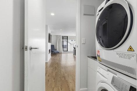 Photo of property in 12/28 Hobson Street, Thorndon, Wellington, 6011
