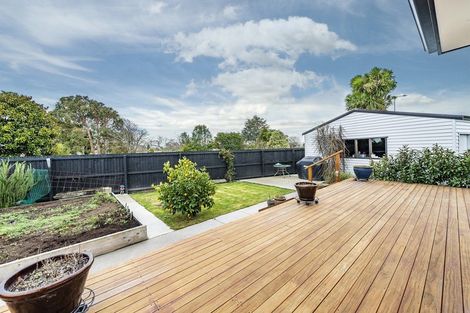 Photo of property in 69 Orrick Crescent, Avondale, Christchurch, 8061