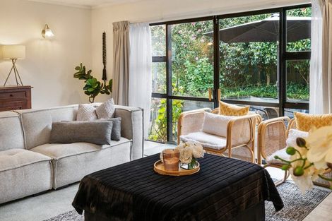 Photo of property in 2/17 Arthur Road, Hillpark, Auckland, 2102