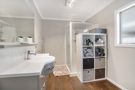 Photo of property in 3 Bouvardia Avenue, Milson, Palmerston North, 4414