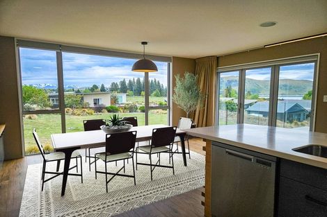 Photo of property in 6 Pollock Place, Lake Tekapo, 7999