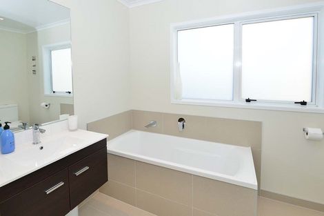 Photo of property in 6 Barcliff Terrace, Gulf Harbour, Whangaparaoa, 0930