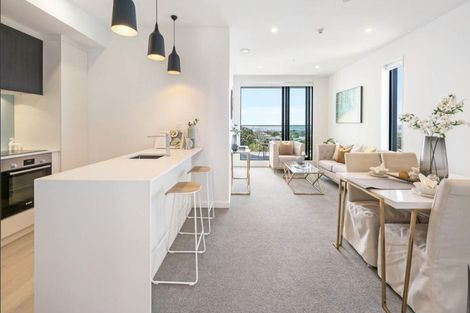Photo of property in 305/19 Rawene Road, Birkenhead, Auckland, 0626
