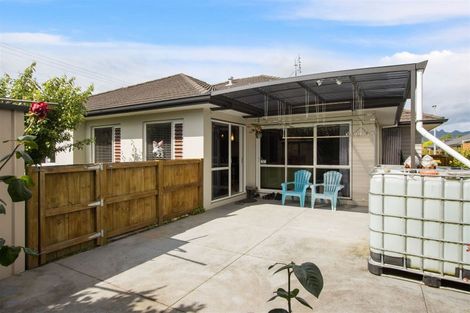 Photo of property in 2 Friis Drive, Katikati, 3178