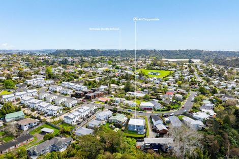 Photo of property in 44 Chippendale Crescent, Birkdale, Auckland, 0626