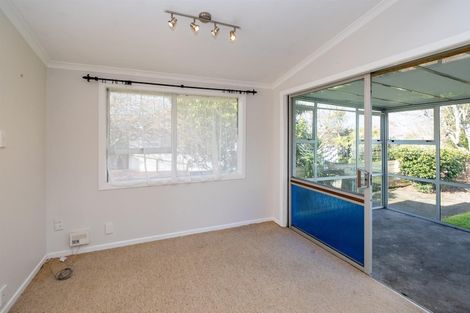 Photo of property in 17 Oberon Street, Stratford, 4332
