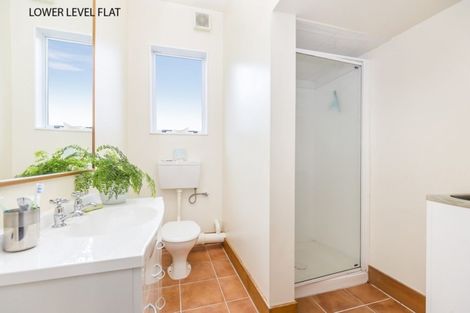 Photo of property in 32 Newport Terrace, Seatoun, Wellington, 6022