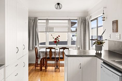 Photo of property in 66 Murphy Road, Taradale, Napier, 4112