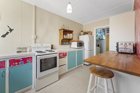 Photo of property in 31 Young Street, New Plymouth, 4310