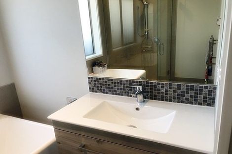 Photo of property in 132 Hillpark Drive, Pokeno, 2402